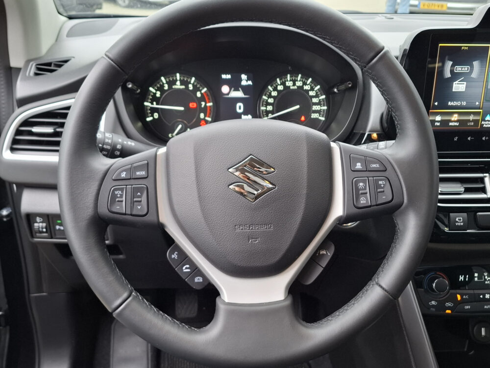 Suzuki S-Cross
