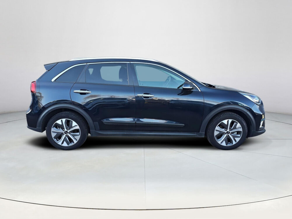 Kia e-Niro ExecutiveLine 64 kWh Leder | Stoelverwarming – koeling