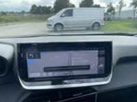 51555515-peugeot-2008-1-2-puretech-100-allure-airco-digitaal-dashboard-navigatie-cruise-control-2024