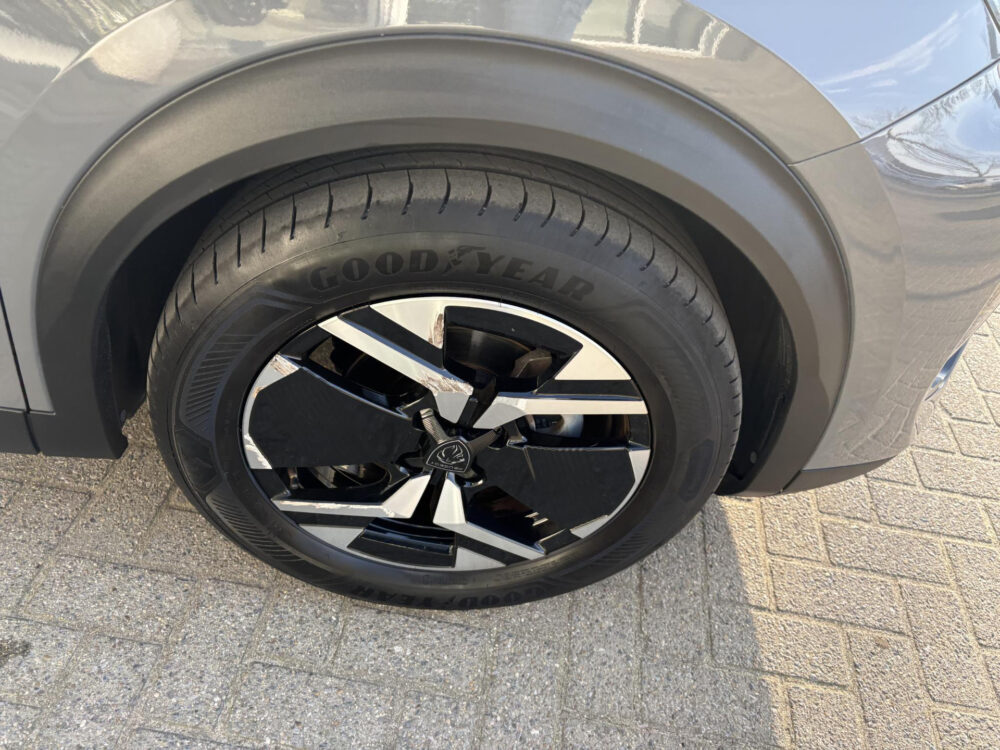 Peugeot 2008 1.2 PureTech 100 Allure Airco | digitaal dashboard | Navigatie | Cruise Control