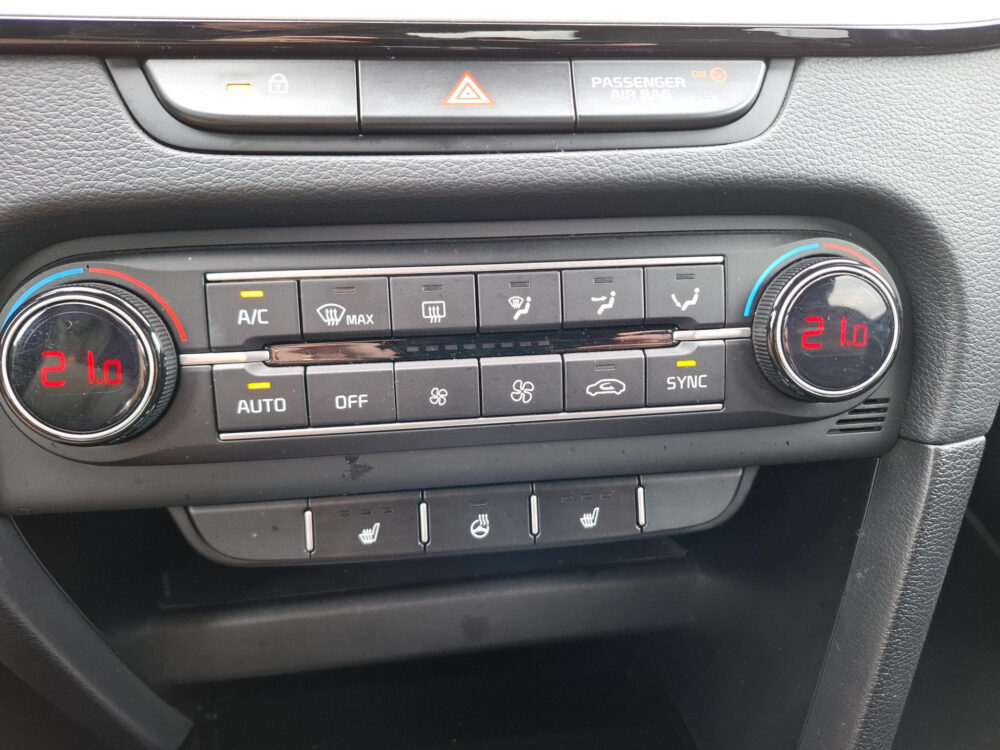 51555528-kia-xceed-1-0-t-gdi-gt-line-first-edition-frabrieksgarantie-2033-18velgen-dab-radio-camera-climate-2023