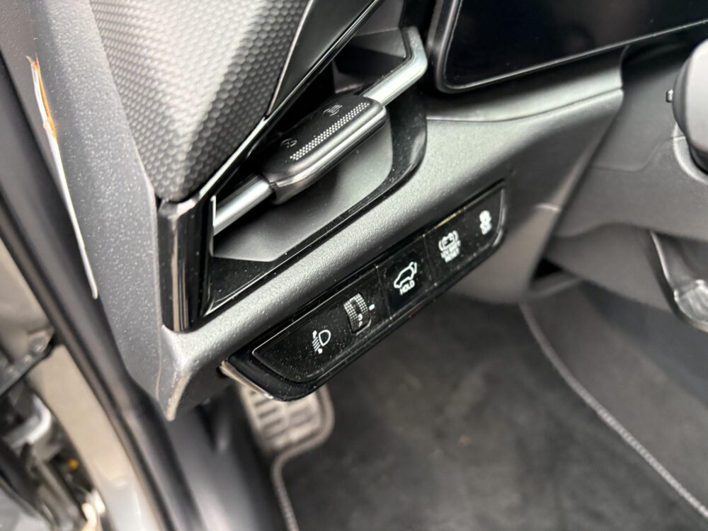 Kia Niro 1.6 GDi Hybrid ExecutiveLine | 18” | Pano | Leder | Stoelverwarming |