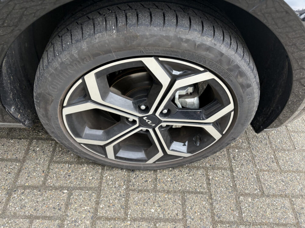 Kia Niro 1.6 GDi Hybrid ExecutiveLine | 18” | Pano | Leder | Stoelverwarming |