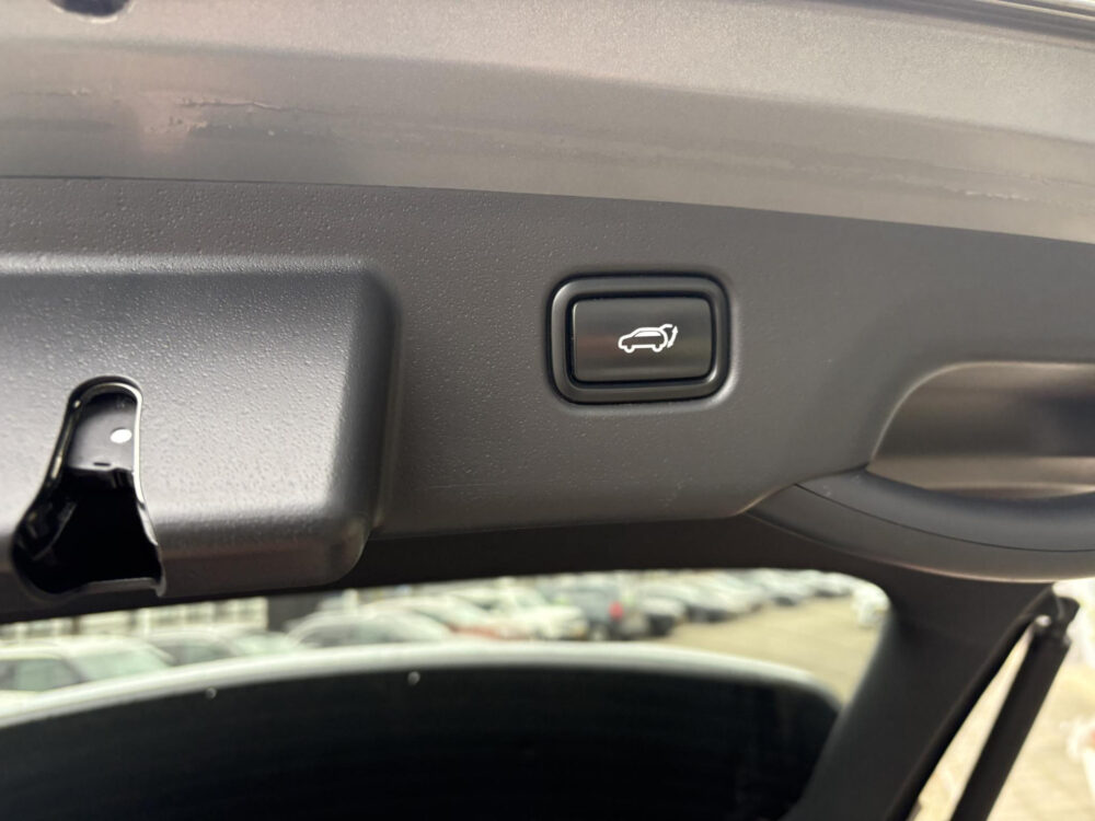 Kia Niro 1.6 GDi Hybrid ExecutiveLine | 18” | Pano | Leder | Stoelverwarming |