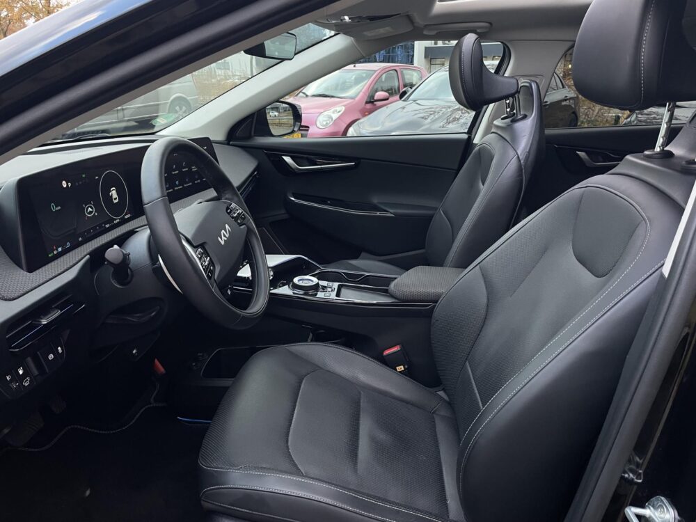 Kia EV6 Plus Advanced 77.4 kWh | Elektrische stoelen met geheugen | Sfeerverlichting | Trekhaak |
