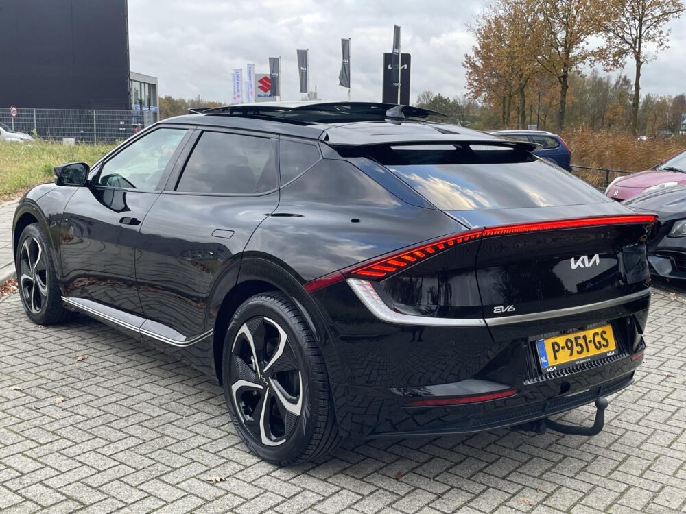 Kia EV6 Plus Advanced 77.4 kWh | Elektrische stoelen met geheugen | Sfeerverlichting | Trekhaak |