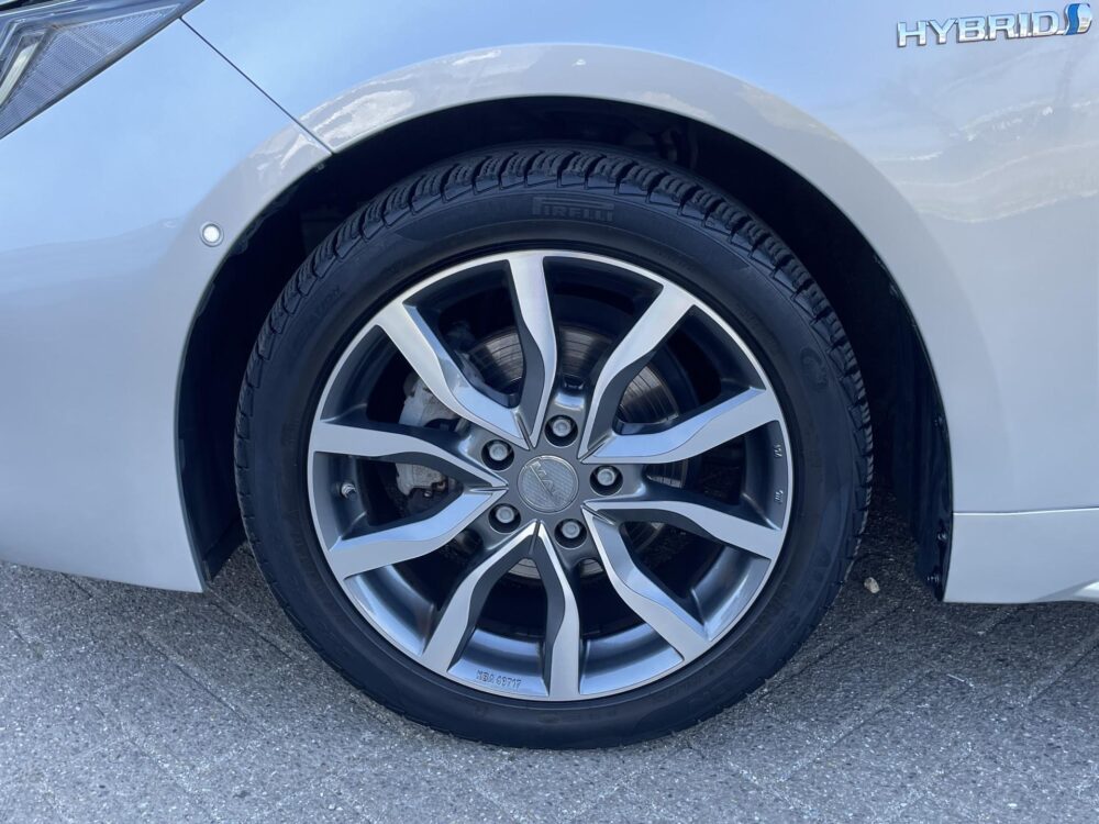 Suzuki Swace 1.8 Hybrid Style Fabrieksgarantie  Apple Carplay/Android Auto |