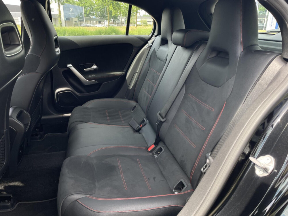 Mercedes-Benz A-Klasse 200 AMG Line | BTW ! ! | MBUX | Cruise | Climate |