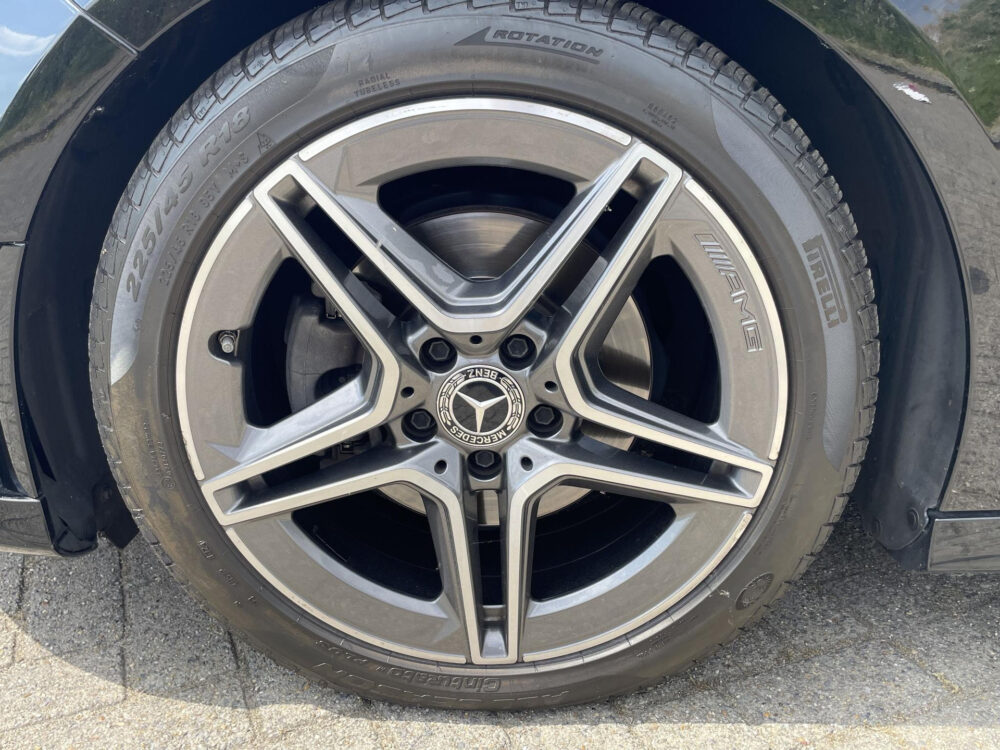 Mercedes-Benz A-Klasse 200 AMG Line | BTW ! ! | MBUX | Cruise | Climate |