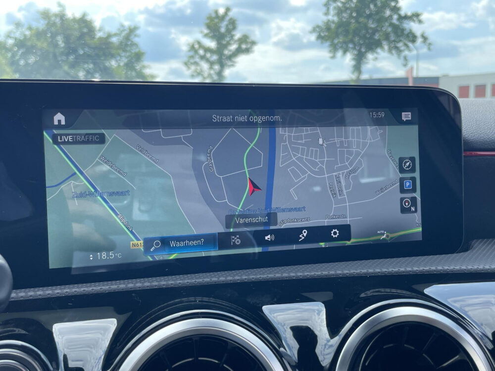 Mercedes-Benz A-Klasse 200 AMG Line | BTW ! ! | MBUX | Cruise | Climate |