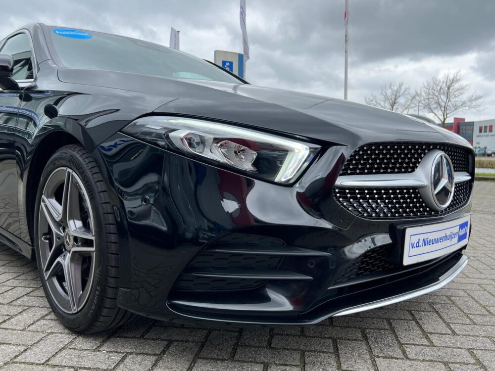 Mercedes-Benz A-Klasse 200 AMG Line | MBUX | Cruise | Climate |
