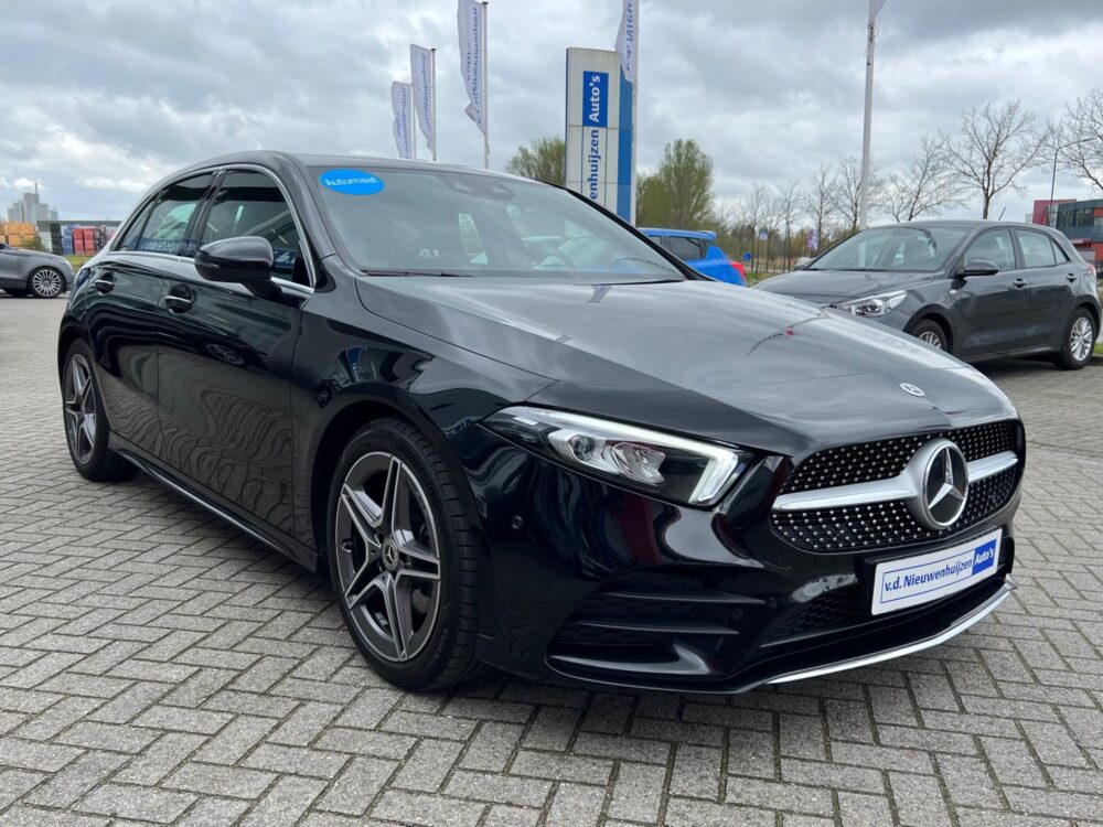 Mercedes-Benz A-Klasse 200 AMG Line | MBUX | Cruise | Climate |