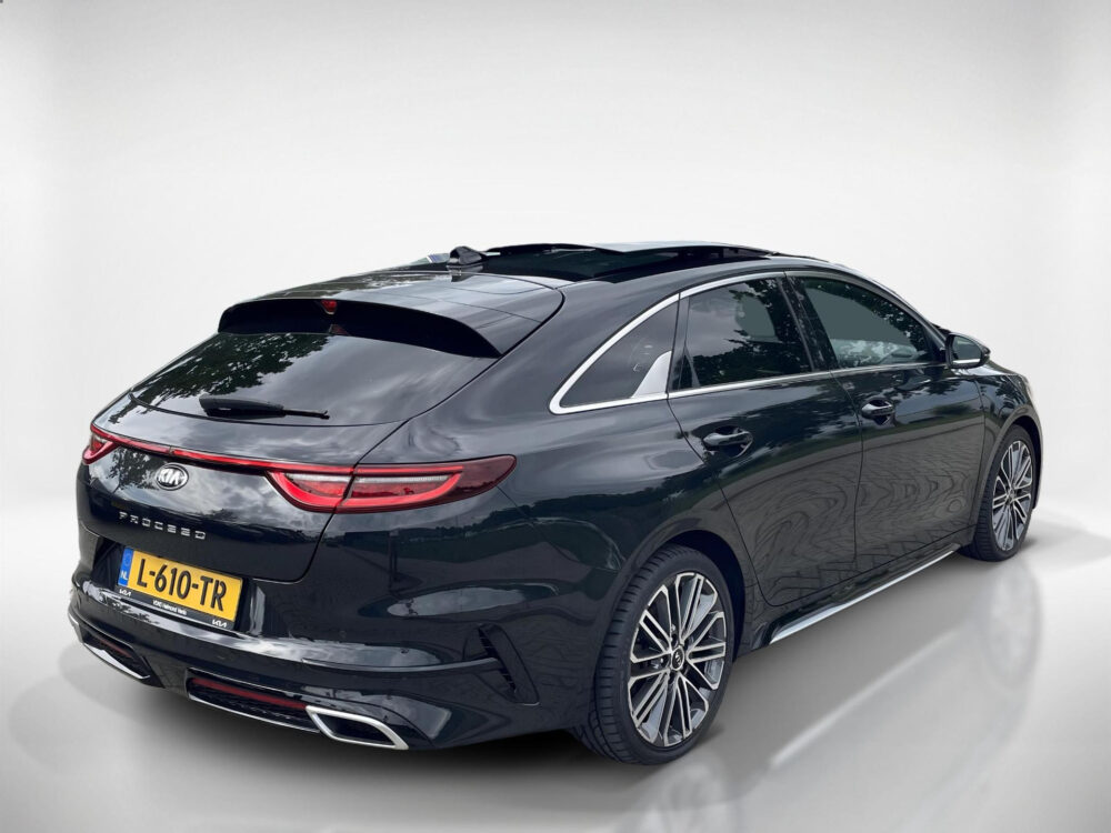51576292-kia-proceed-1-5-t-gdi-gt-plusline-btw-panodak-18inch-2021