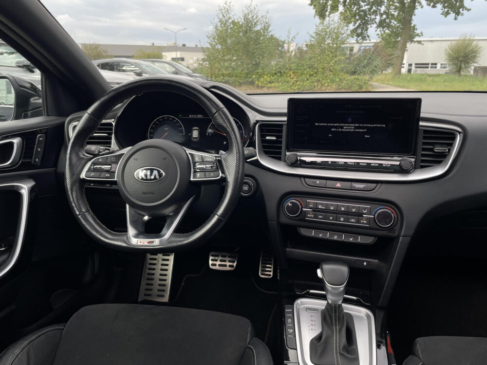 51576292-kia-proceed-1-5-t-gdi-gt-plusline-btw-panodak-18inch-2021