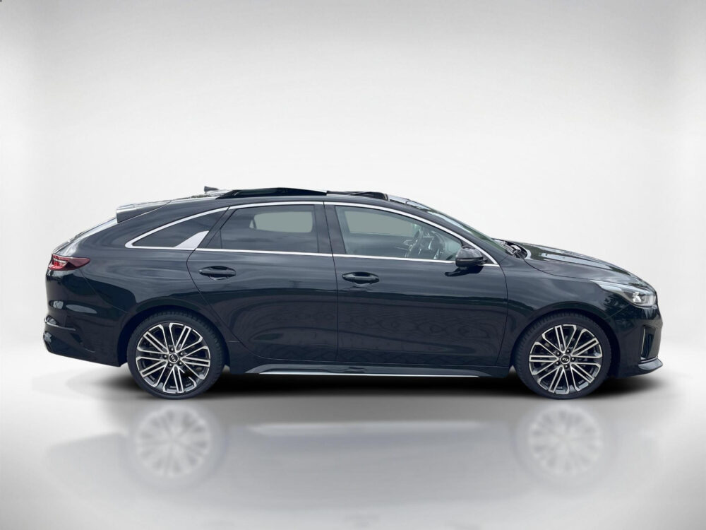 51576292-kia-proceed-1-5-t-gdi-gt-plusline-btw-panodak-18inch-2021