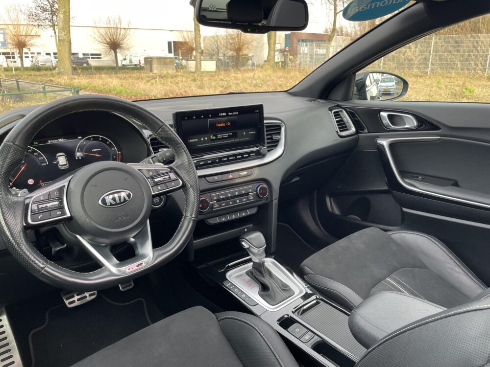 Kia ProCeed 1.5 T-GDI GT-PlusLine PanoDak // 18inch