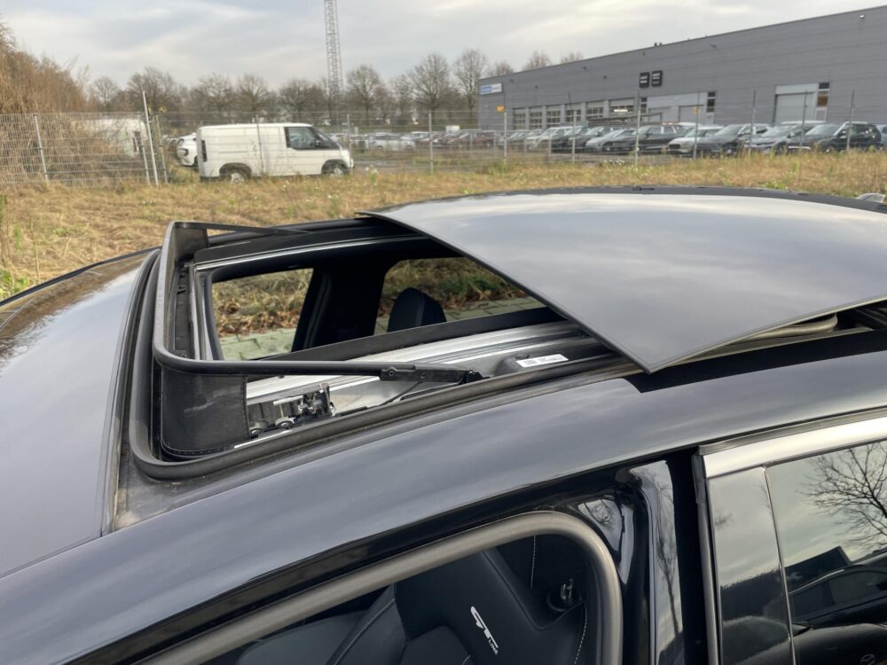 Kia ProCeed 1.5 T-GDI GT-PlusLine PanoDak // 18inch