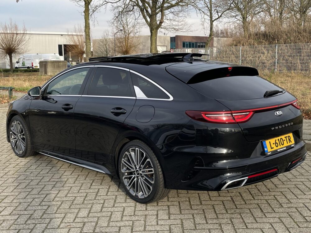 Kia ProCeed 1.5 T-GDI GT-PlusLine PanoDak // 18inch