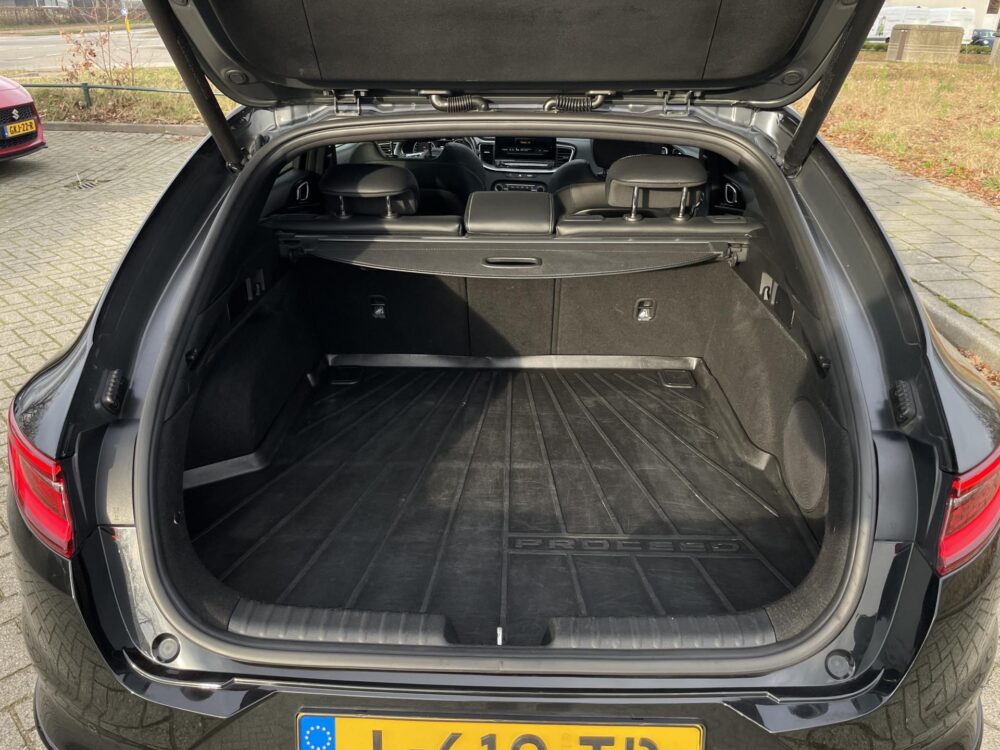 Kia ProCeed 1.5 T-GDI GT-PlusLine PanoDak // 18inch