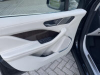 51576294-jaguar-i-pace-ev400-hse-tijdelijk-gratis-laadpaal-soh-939-afneembare-trekhaak-2018