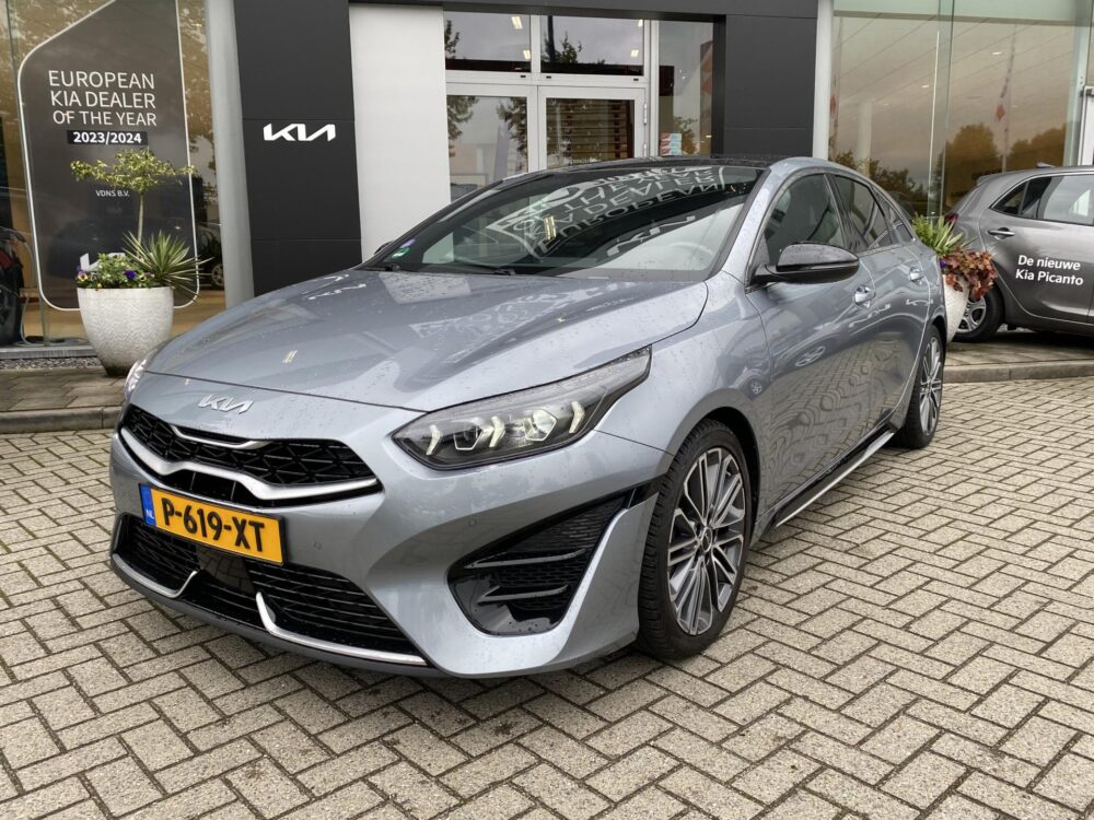Kia ProCeed 1.5 T-GDi GT-PlusLine | Camerea | Pano | CarPlay |