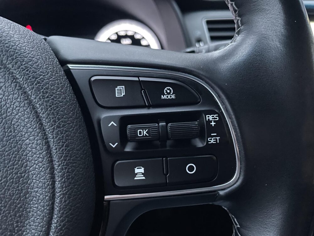 Kia Niro 1.6 GDi Hybrid Dynamic Plus Line Dealer onderhouden Leer Stoel en Stuurwielverwarming