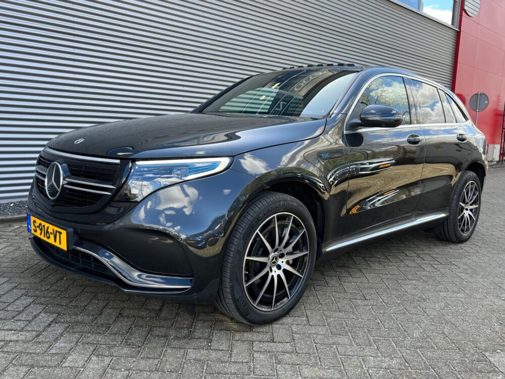 Mercedes-Benz EQC 400 4MATIC AMG Line 80 kWh | Multibeam LED | 360 Camera |