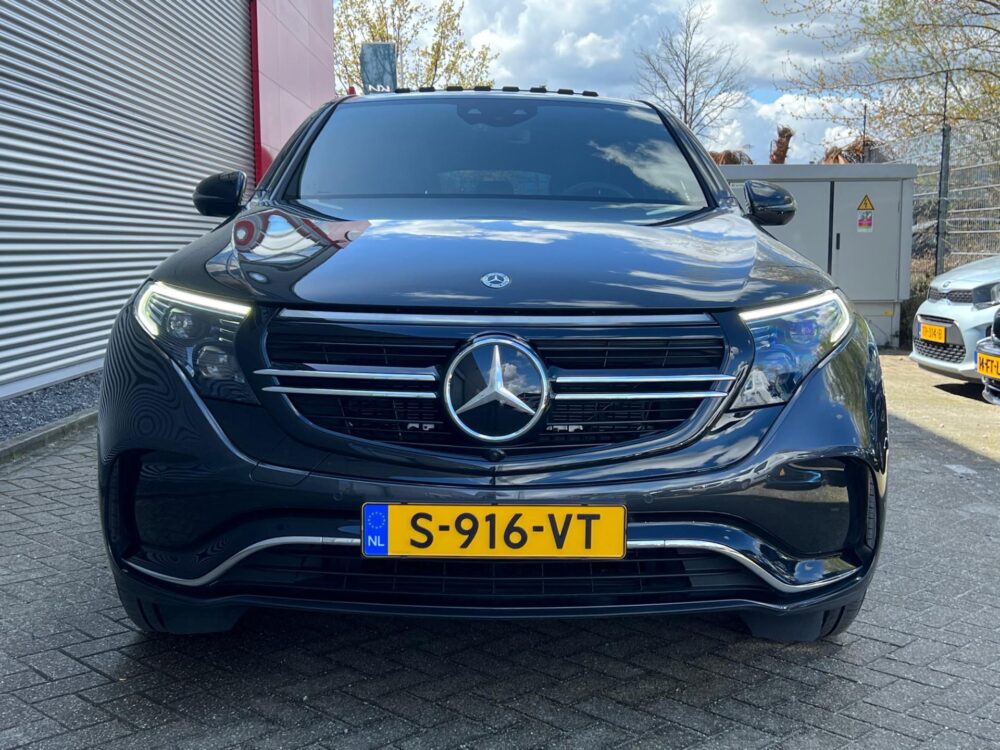 Mercedes-Benz EQC 400 4MATIC AMG Line 80 kWh | Multibeam LED | 360 Camera |