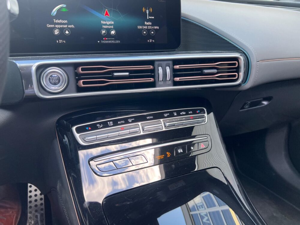 Mercedes-Benz EQC 400 4MATIC AMG Line 80 kWh | Multibeam LED | 360 Camera |