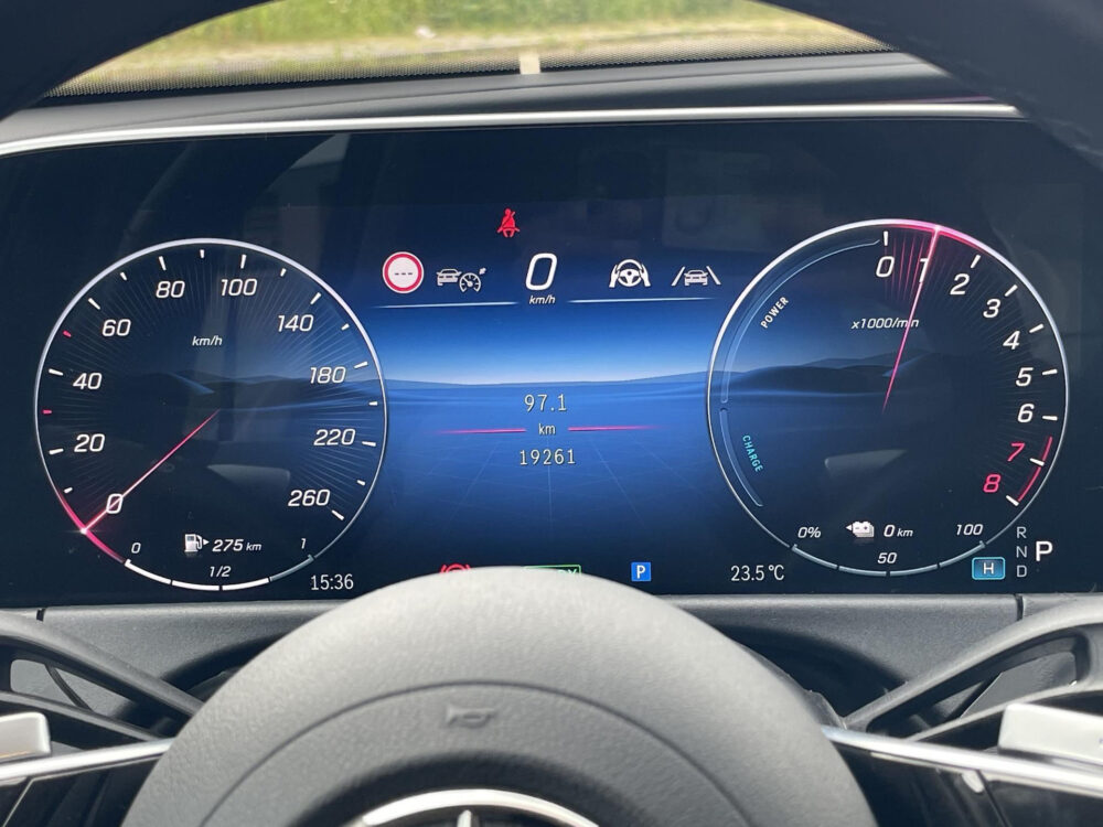 Mercedes-Benz E-Klasse Estate 300 e Luxury Line | BTW  | Sfeerverlichting | Stoelverwarming | Apple carplay | Achteruitrijcamera |