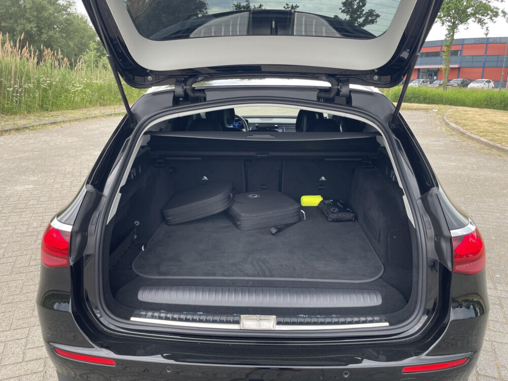 Mercedes-Benz E-Klasse Estate 300 e Luxury Line | BTW ! ! | Sfeerverlichting | Stoelverwarming | Apple carplay | Achteruitrijcamera |