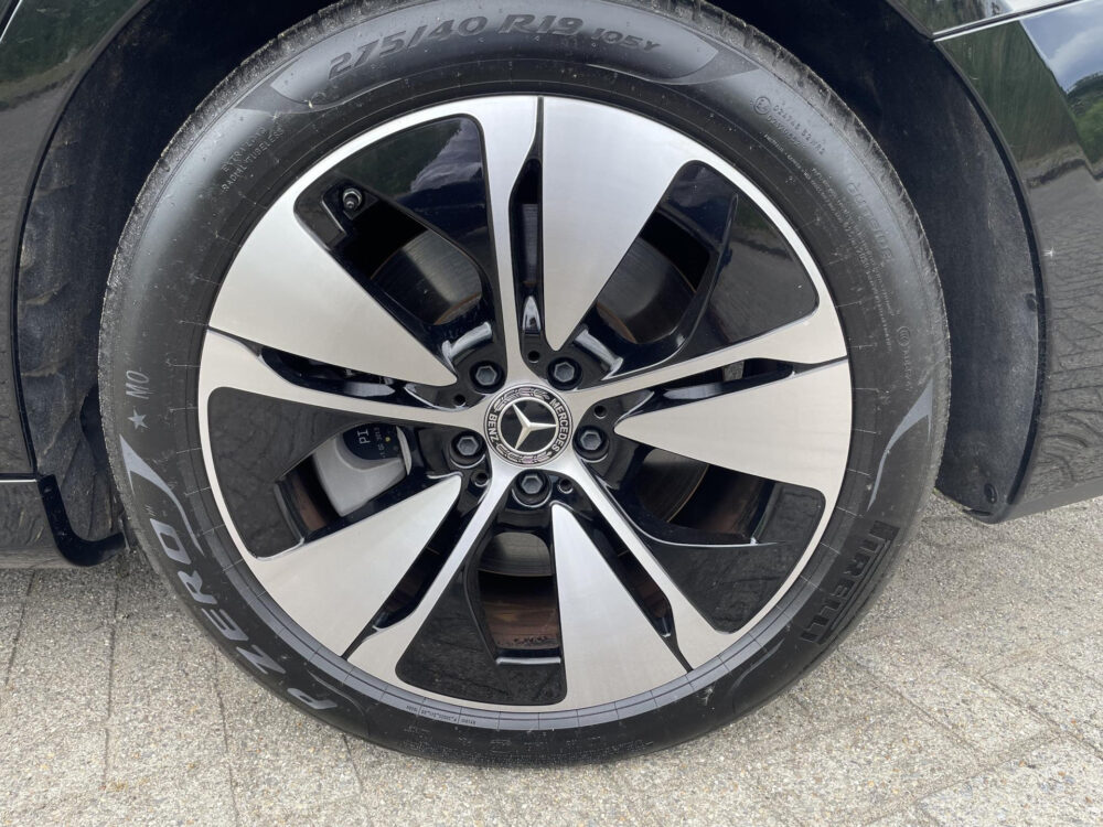 Mercedes-Benz E-Klasse Estate 300 e Luxury Line | BTW ! ! | Sfeerverlichting | Stoelverwarming | Apple carplay | Achteruitrijcamera |