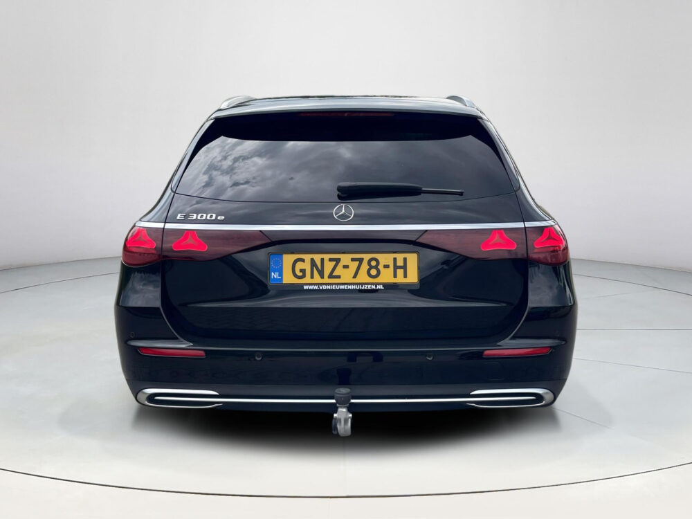 Mercedes-Benz E-Klasse Estate 300 e Luxury Line | BTW ! ! | Sfeerverlichting | Stoelverwarming | Apple carplay | Achteruitrijcamera |