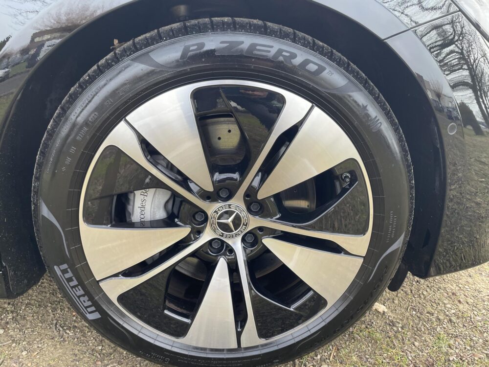 Mercedes-Benz E-Klasse Estate 300 e Luxury Line | Sfeerverlichting | Stoelverwarming | Apple carplay | Achteruitrijcamera |