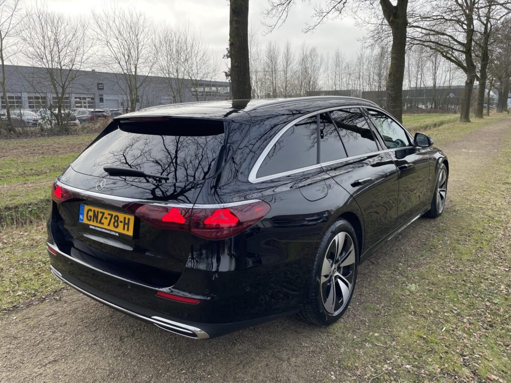 Mercedes-Benz E-Klasse Estate 300 e Luxury Line | Sfeerverlichting | Stoelverwarming | Apple carplay | Achteruitrijcamera |