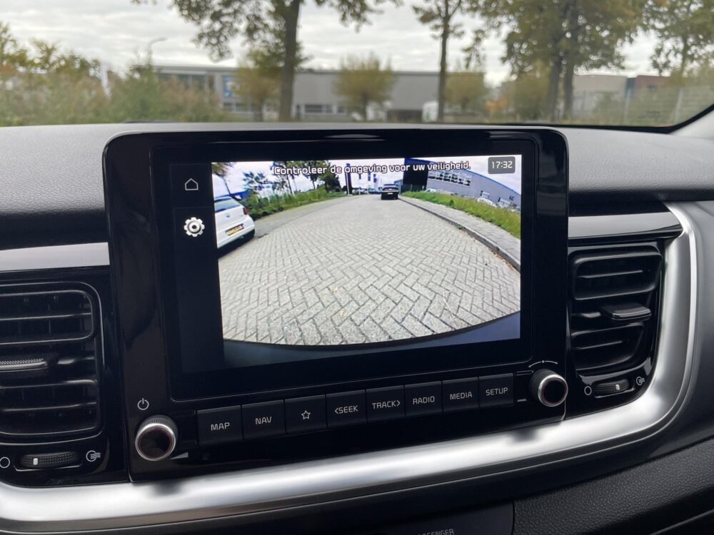 Kia Stonic 1.0 T-GDi MHEV DynamicLine | Achteruitrijcamera |