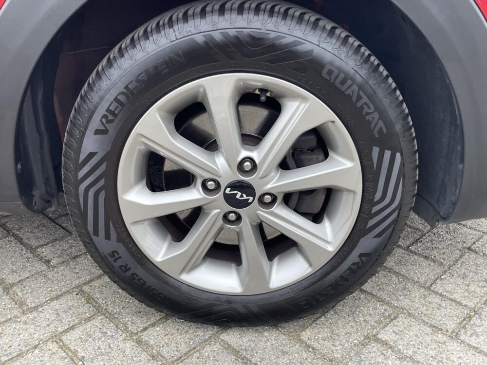 Kia Stonic 1.0 T-GDi MHEV DynamicLine | Achteruitrijcamera |