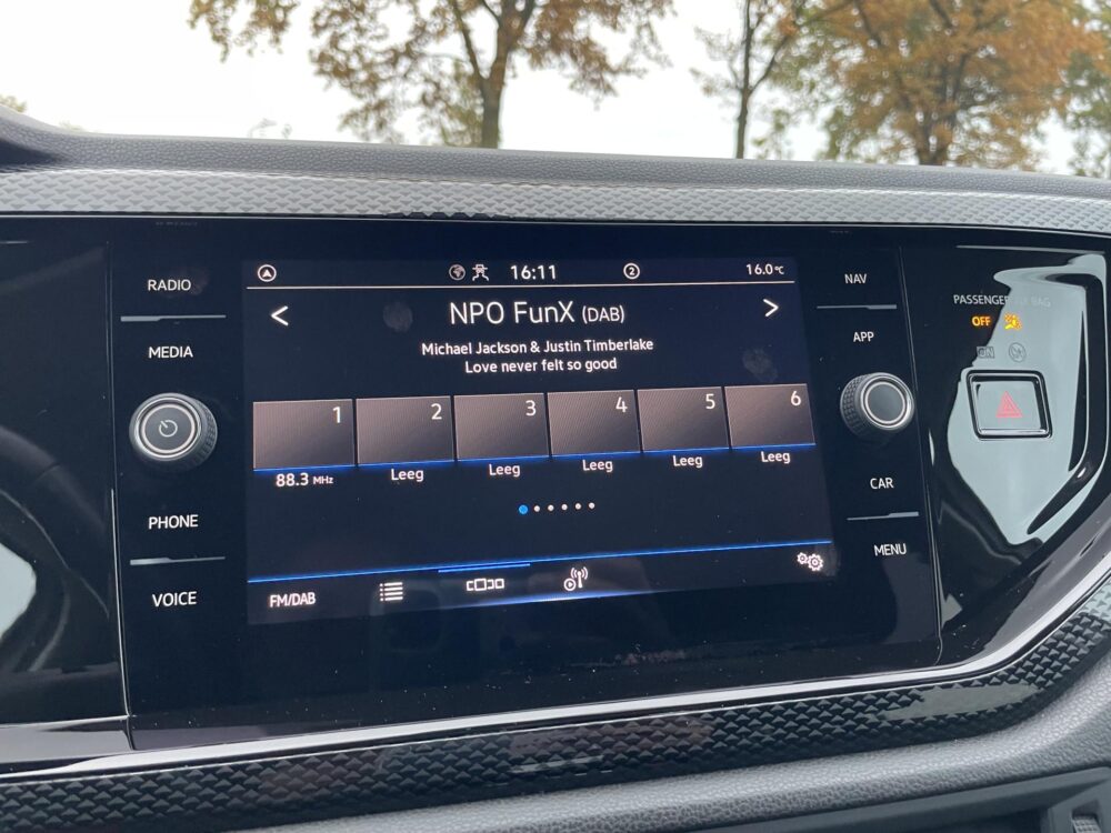 Volkswagen Taigo 1.0 TSI Life Business | Parkeersensoren | Lane assist |