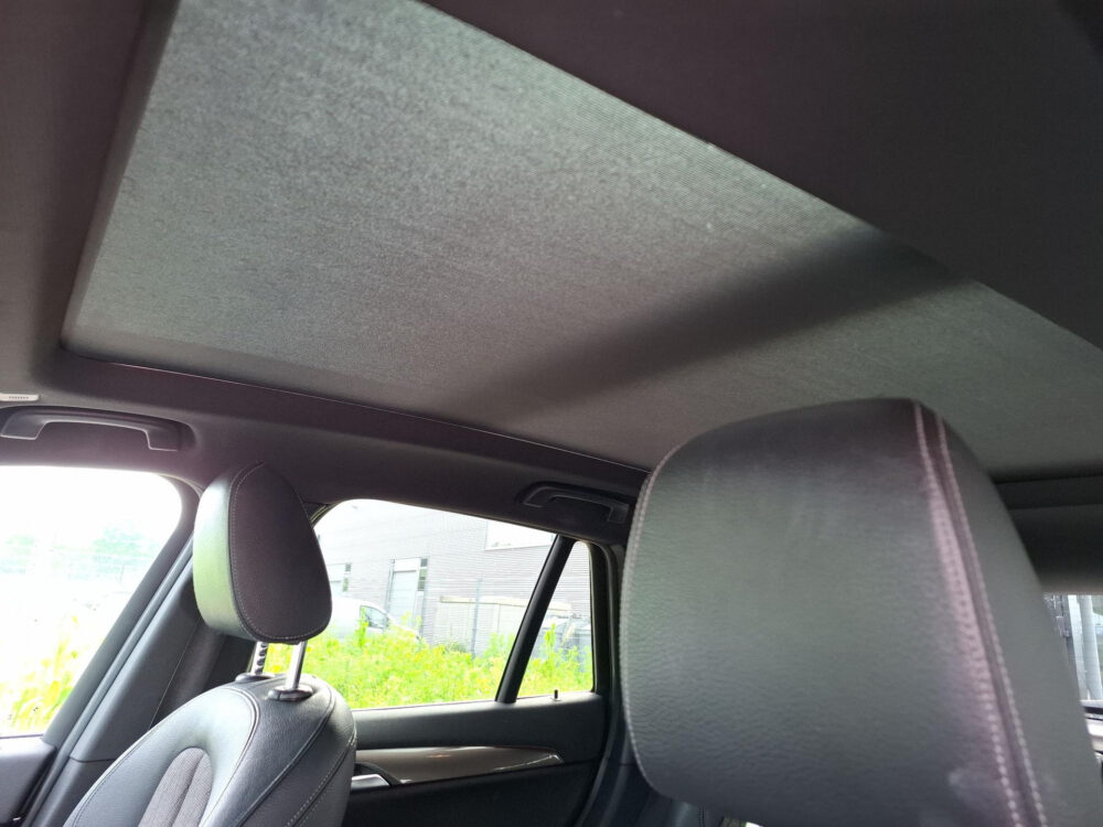 BMW X1 sDrive20i High Executive | BTW !! | Elektrische stoel | Camera | LED verlichting | trekhaak | panoramadak