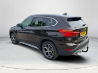 BMW X1 sDrive20i High Executive | BTW !! | Elektrische stoel | Camera | LED verlichting | trekhaak | panoramadak