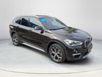 BMW X1 sDrive20i High Executive | BTW !! | Elektrische stoel | Camera | LED verlichting | trekhaak | panoramadak
