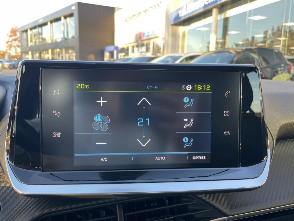 Peugeot e-208 EV Active 50 kWh | Stoelverwarming | Stoelverwarming |