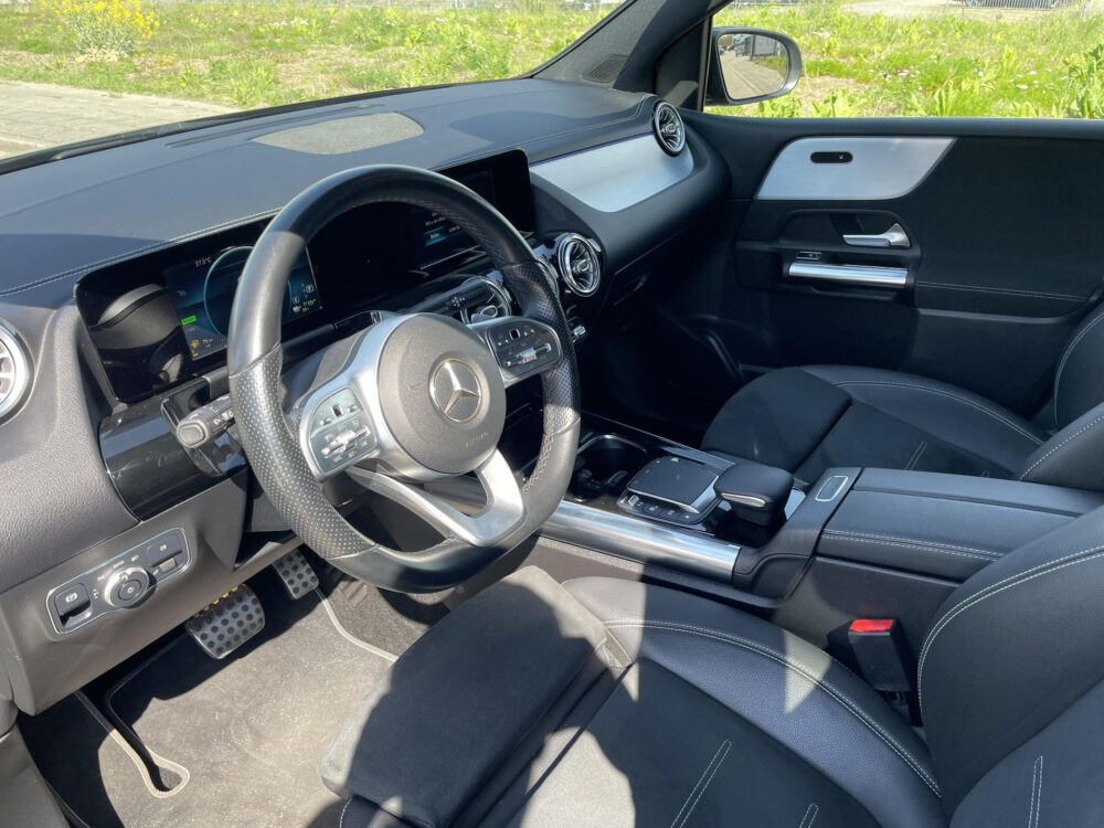 Mercedes-Benz B-klasse 250 e Business Solution AMG | Trekhaak |