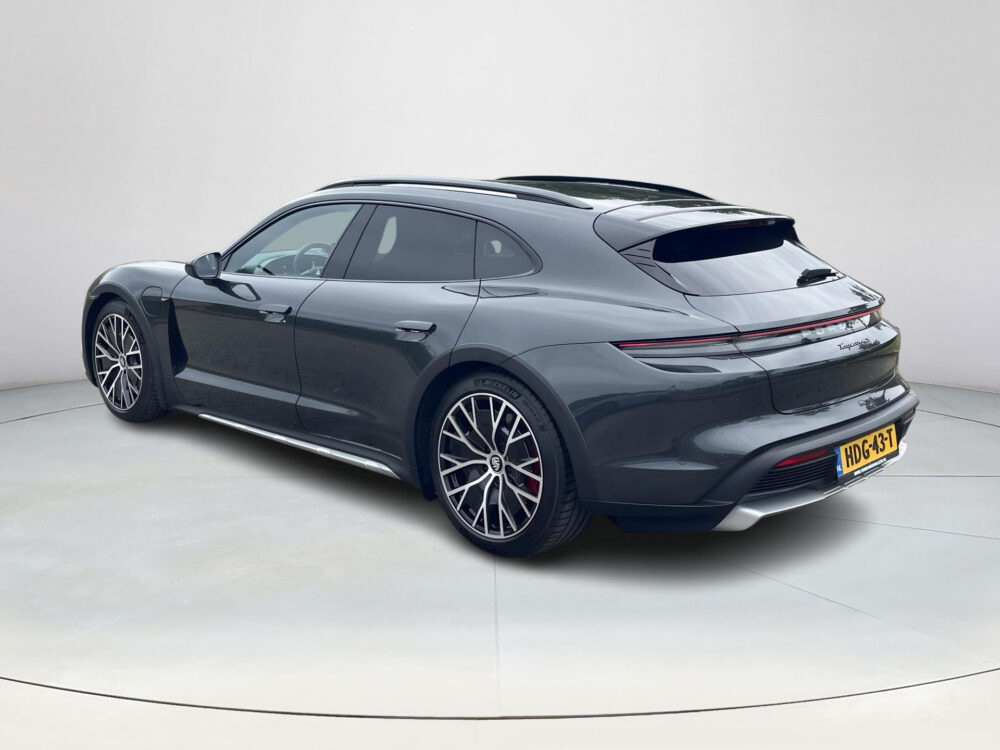 Porsche Taycan Cross Turismo 4S 93 kWh | BTW ! ! | Sport chrono | Pano | Elek memory stoelen |