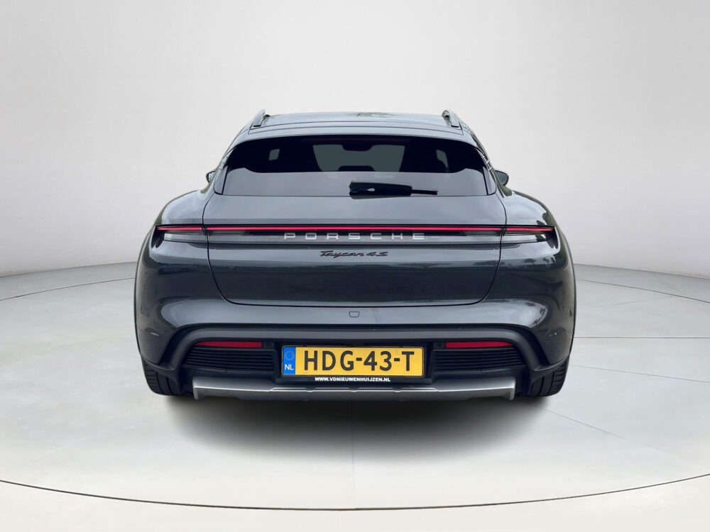 Porsche Taycan Cross Turismo 4S 93 kWh | BTW ! ! | Sport chrono | Pano | Elek memory stoelen |