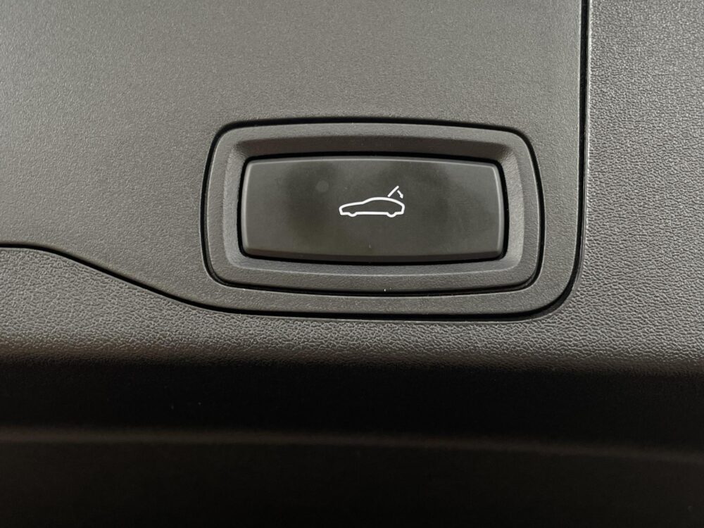 Porsche Taycan Cross Turismo 4S 93 kWh | Sport chrono | Pano | 20” |