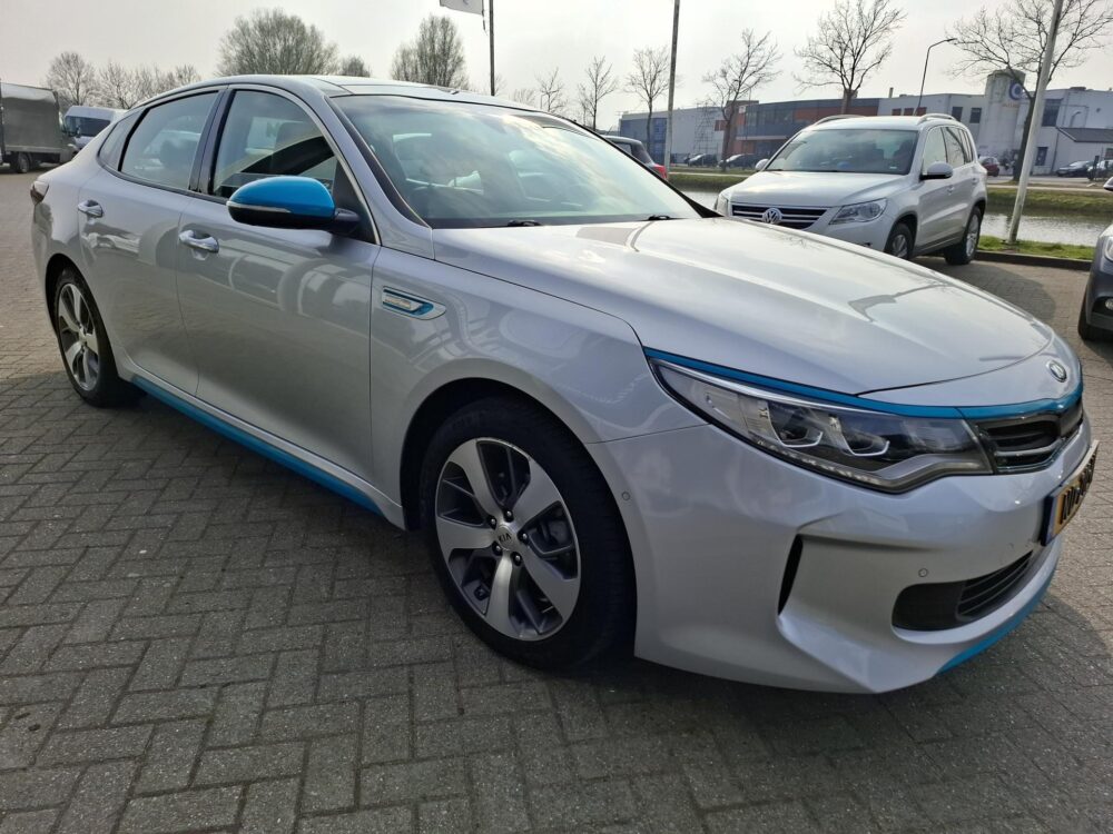 Kia Optima 2.0 GDI PHEV Business DynamicLine | Climate control | Navigatie | Cruise control | camera |