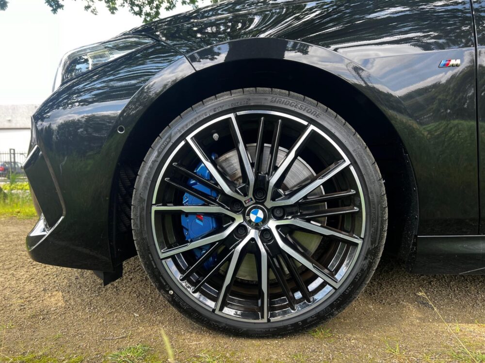 BMW 2-serie Gran Coupé M235i xDrive High Executive | HUD | Harman/Kardon | Alcantara |