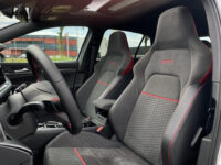 Volkswagen Golf 2.0 TSI GTI ClubSport 45 Jahre | BTW ! ! | 301 pk | Achteruitrijcamera | Stoel/stuur verwarming | Cruise adaptief |