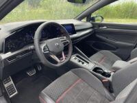 Volkswagen Golf 2.0 TSI GTI ClubSport 45 Jahre | BTW ! ! | 301 pk | Achteruitrijcamera | Stoel/stuur verwarming | Cruise adaptief |